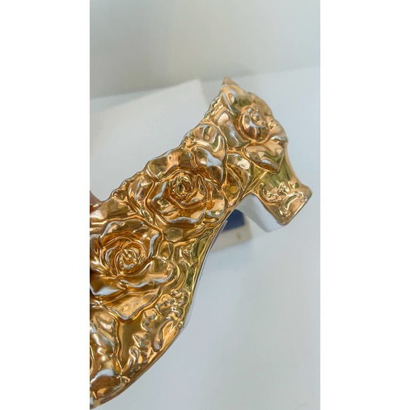 Vintage Porcelain Shoe White & Gold - Picture 5 of 8